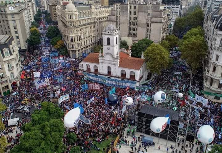 Argentina: masivo Paro Nacional rechazó políticas de ajuste 