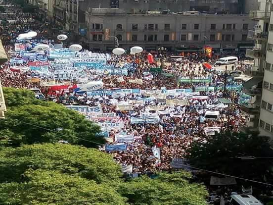 Movilizaciones docentes en Argentina