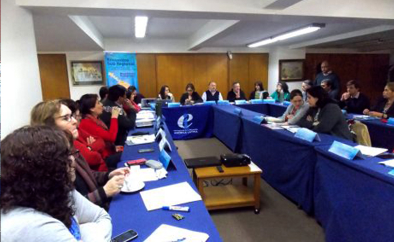 Los fondos que se invierten en la educación son un botín de guerra para muchos