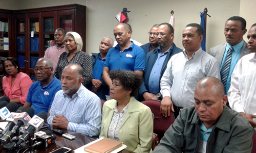 Docentes llaman a retomar mesas de trabajo