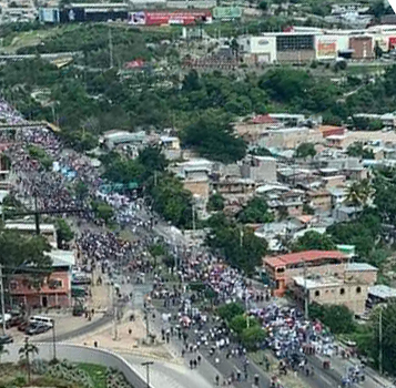 Honduras: preocupación internacional por represión a docentes y persecución sindical 