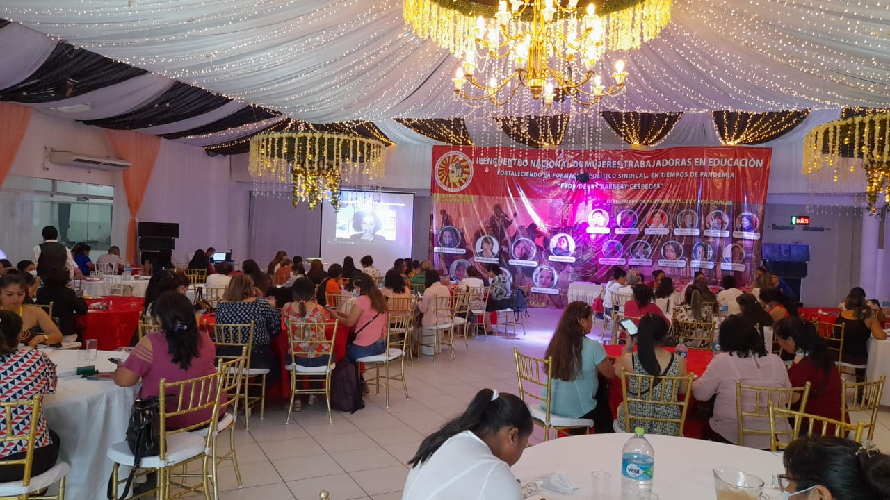 Bolivia: CTEUB realizó encuentro nacional de mujeres trabajadoras de la educación