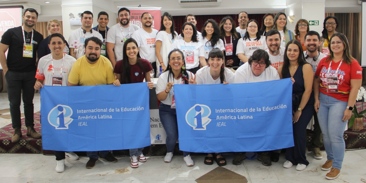 Panel personas jóvenes